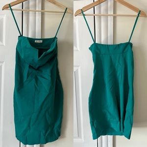 URBAN OUTFITTERS form-fitting going out dress